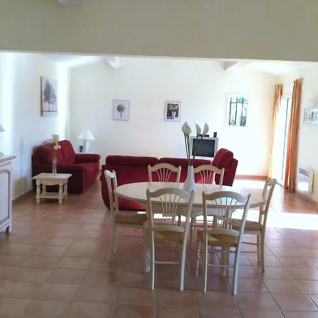 Holiday Home Villas Provencales *