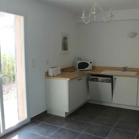 Holiday Home Villas Provencales Vakantiehuis *