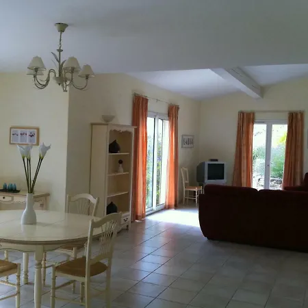 Holiday Home Villas Provencales Vakantiehuis
